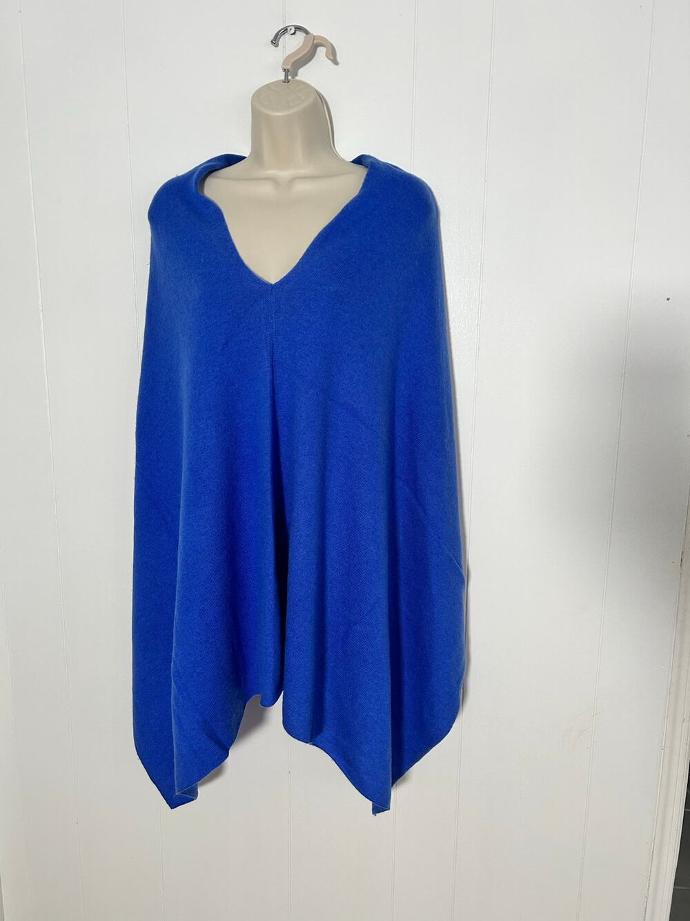 Cashmere Poncho Royal Blue V-Neck Made in Nepal Excellent Condition One Size